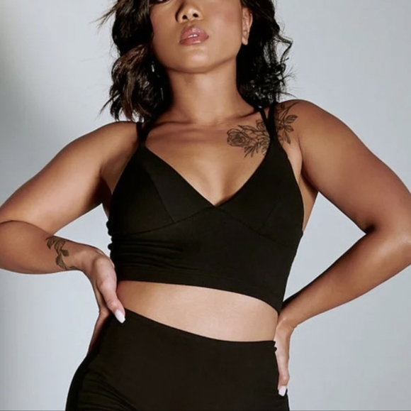 CXIX LuxLounge Black Strappy Long Line Padded Bralette - Picture 3 of 5